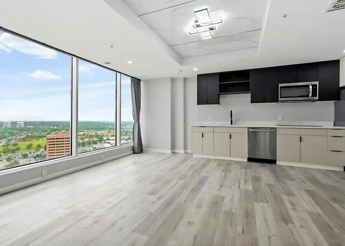 Luxury Penthouse With Panoramic Skyline Views Aparthotel